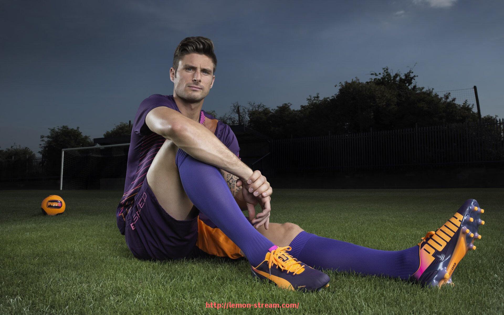 柠檬体育直播-英超联赛中被公认为最英俊的足球运动员盘点